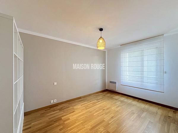 Perros Guirec Un appartement lumineux au port, avec garage et stationnement