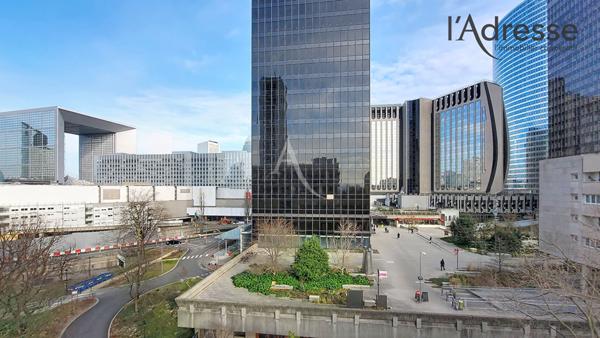 PUTEAUX/ Boieldieu - Appartement 5 pièces 121m² avec cave, parking boxé et balcon