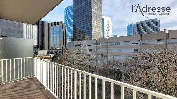 PUTEAUX/ Boieldieu - Appartement 5 pièces 121m² avec cave, parking boxé et balcon