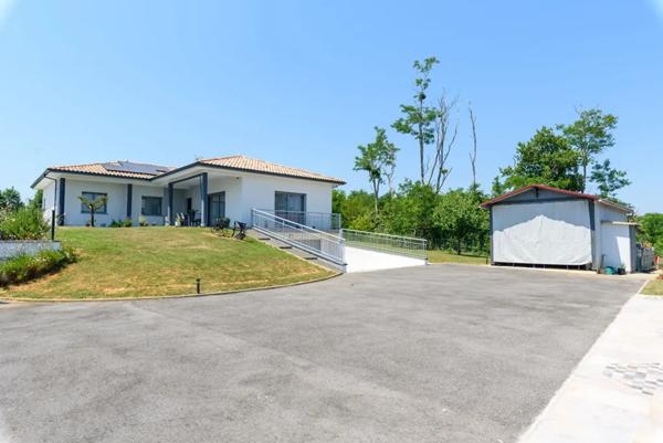 maison 4 pièces 138m² à vendre à Pomarez
