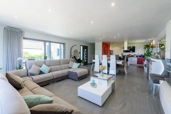 maison 4 pièces 138m² à vendre à Pomarez