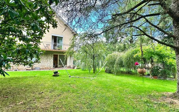 Maison à vendre    8 pièces •  Luc-la-Primaube