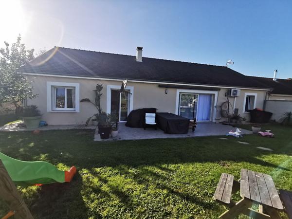 Pavillon 7 pièces à vendre Châtellerault - 86100 / Réf: 11808