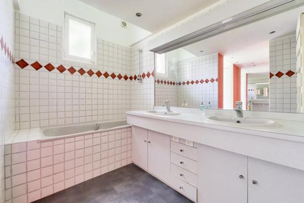 Maison Saint-Cloud - MONTRETOUT