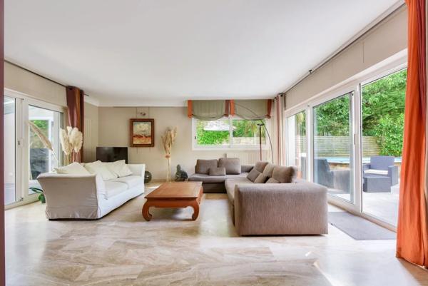 Maison Saint-Cloud - MONTRETOUT