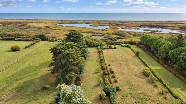 Achat - Maison Sarzeau 56370 4 pièces 137 m 2 3884 m 2