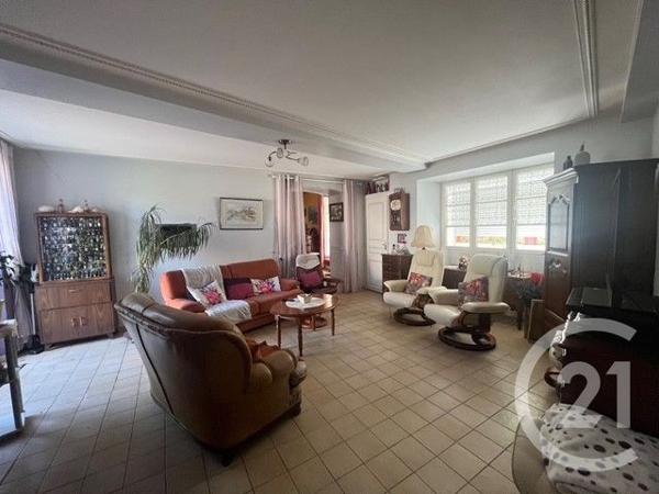Maison à vendre  5 pièces - 110 m2 LESIGNY - 86