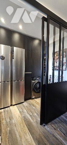 Maison de Ville avec superbe terrasse - 800m cathedrale St Corentin