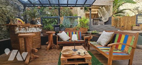 Maison de Ville avec superbe terrasse - 800m cathedrale St Corentin