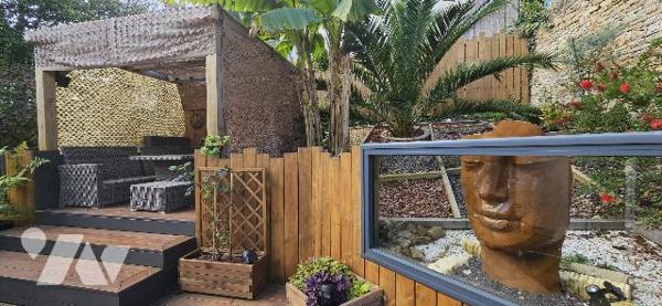 Maison de Ville avec superbe terrasse - 800m cathedrale St Corentin