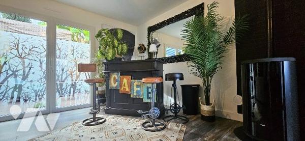 Maison de Ville avec superbe terrasse - 800m cathedrale St Corentin