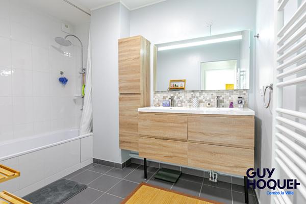 À vendre : Appartement 3 pièces à Quincy sous Sénart