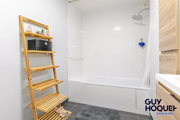 À vendre : Appartement 3 pièces à Quincy sous Sénart