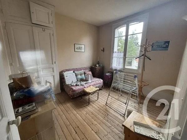 Maison à vendre  5 pièces - 136 m 2   MONTDIDIER  - 80