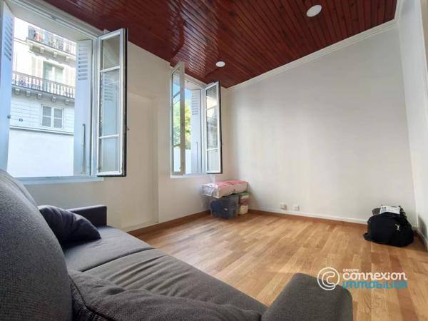 LOCAL COMMERCIAL / BUREAUX POISSONIERE