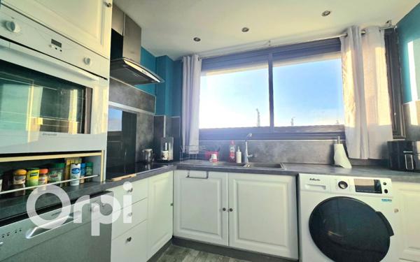 Appartement à vendre    3 pièces •  Arles