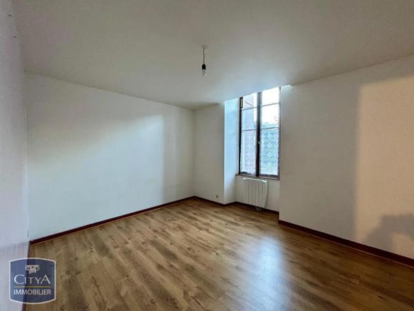 Appartement à louer 2 pièces 59.42m² Sainte-Livrade-sur-Lot (47110)