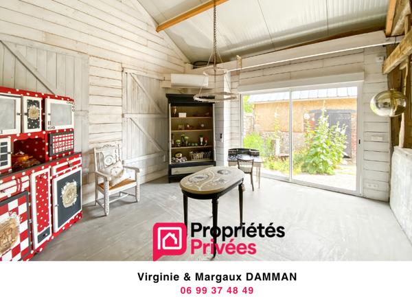 Maison en briques avec ses dépendances
