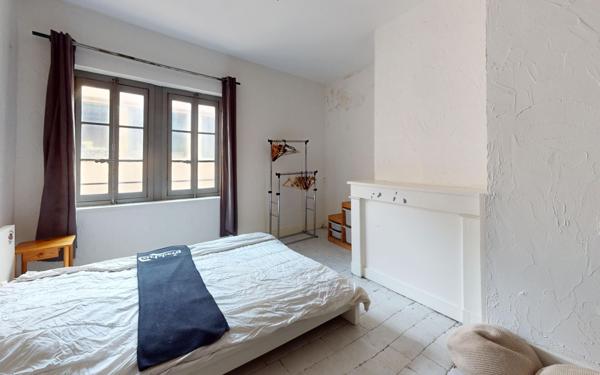 Appartement à vendre    2 pièces • 76,24 m2 Lyon 5