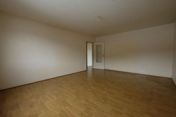 Appartement Epinal 2 pièces - ascenseur et balcon