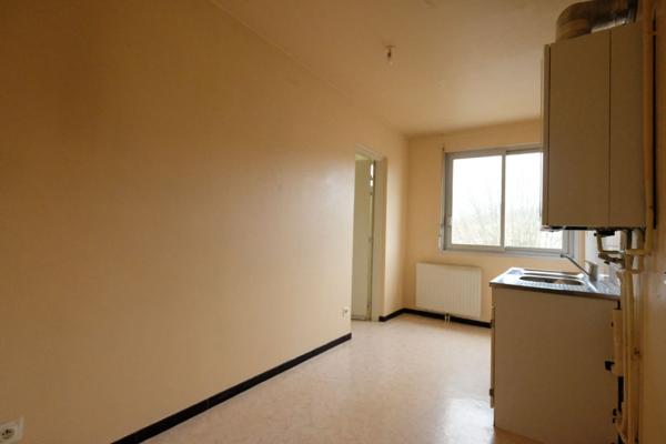 Appartement Epinal 2 pièces - ascenseur et balcon