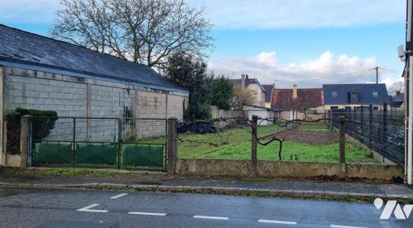 LA GUERCHE DE BGNE - Centre ville - Maison avec terrain constructible