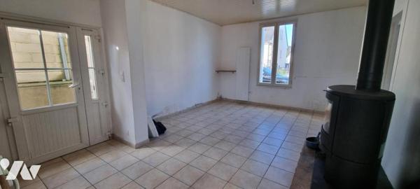 LA GUERCHE DE BGNE - Centre ville - Maison avec terrain constructible