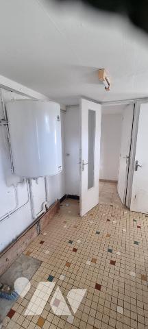 LA GUERCHE DE BGNE - Centre ville - Maison avec terrain constructible