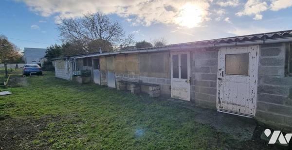 LA GUERCHE DE BGNE - Centre ville - Maison avec terrain constructible