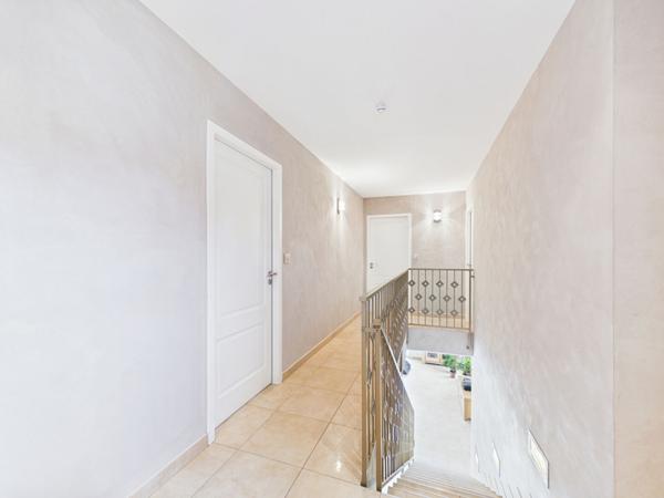 Maison d'architecte 189 m² , 4 chambres, piscine