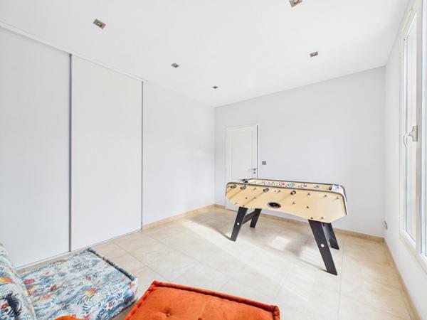 Maison d'architecte 189 m² , 4 chambres, piscine