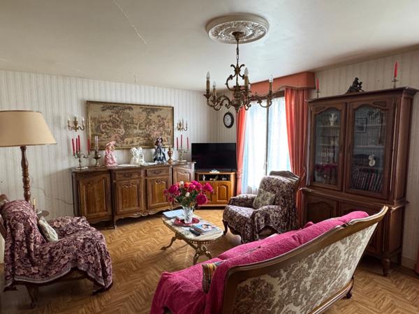 PAVILLON 4 CHAMBRES, GARAGE & JARDIN