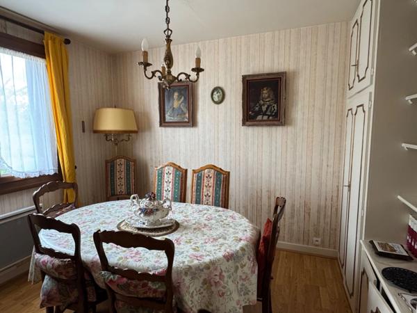 PAVILLON 4 CHAMBRES, GARAGE & JARDIN