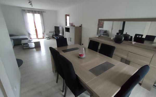 Maison à vendre    4 pièces • 84 m2 Jouy-le-Châtel