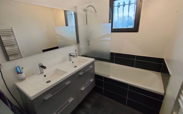 Maison à vendre    4 pièces • 84 m2 Jouy-le-Châtel