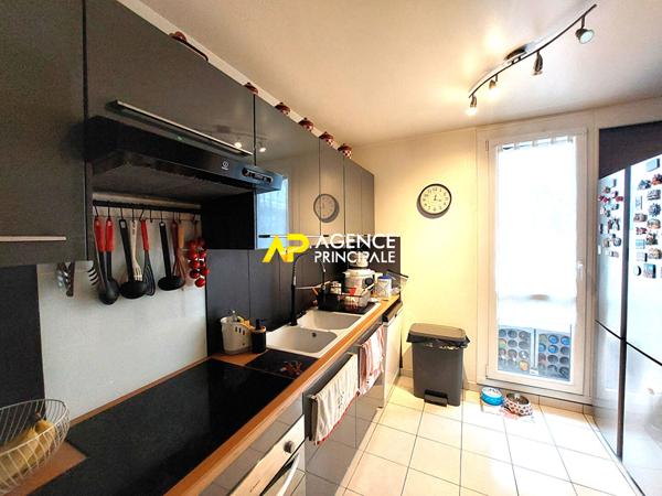 BEZONS _ Appartement 4 pièces 75 m2 €229 000 ** - Référence 4476