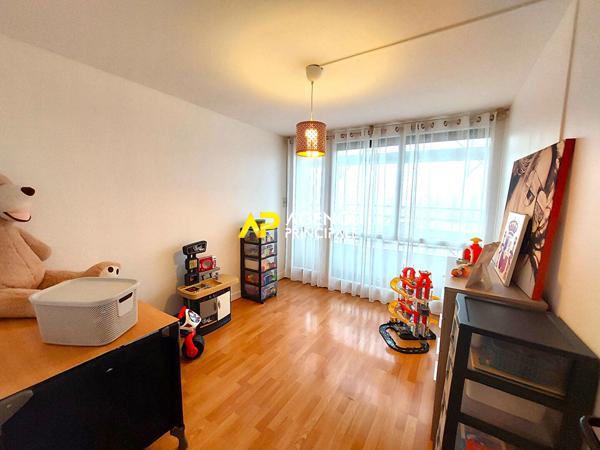 BEZONS _ Appartement 4 pièces 75 m2 €229 000 ** - Référence 4476