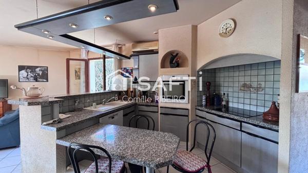 CANET EN ROUSSILLON VILLAGE ,MAISON T5 3 FACES ,JARDIN,GARAGE.
