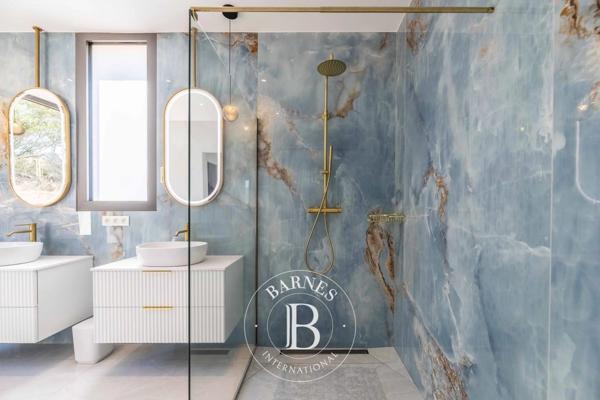 Sainte-Lucie-de-Porto-Vecchio, Maison 6 Chambres -  320 m² à vendre