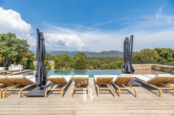 Sainte-Lucie-de-Porto-Vecchio, Maison 6 Chambres -  320 m² à vendre