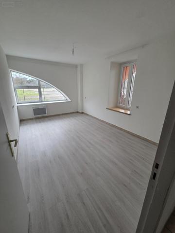 Appartement rénové à louer à Louhans en Saône-et-Loire (71500), ref : GERANCE CHAPELLERIE