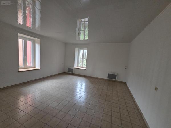 Appartement rénové à louer à Louhans en Saône-et-Loire (71500), ref : GERANCE CHAPELLERIE