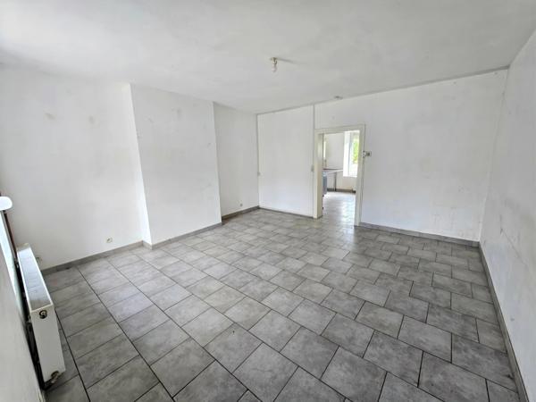 FOURMIES (59) - 🏡 Vente maison semi-individuelle, avec 3 chambres 🛏️🛏️🛏️ et jardin ☘️