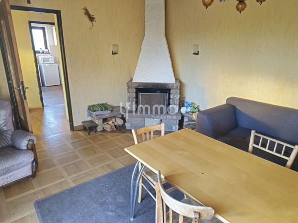 Maison 6pieces au calme (possible vie de plein pied) sur sept ares