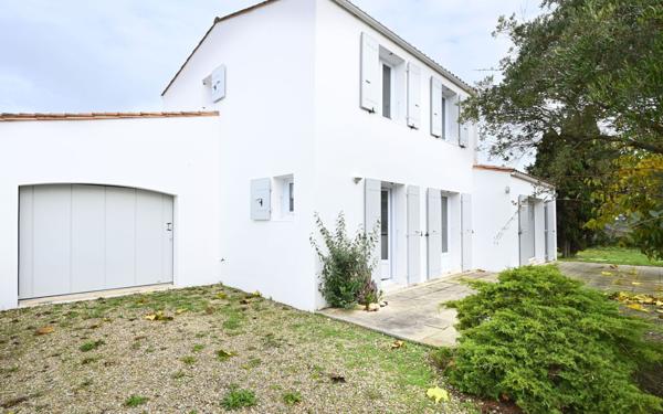 Maison à vendre    4 pièces •  Sainte-Marie-de-Ré