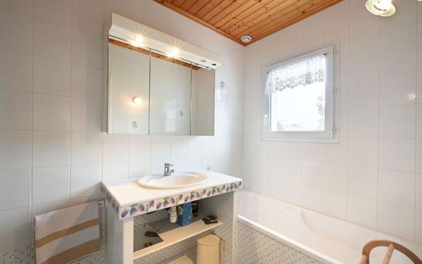 Maison à vendre    4 pièces •  Sainte-Marie-de-Ré