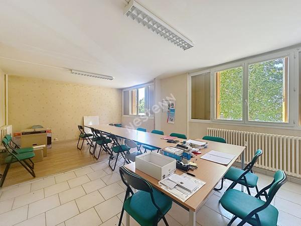 À vendre : Appartement lumineux de 2 pièces à Poitiers à proximité des transports en commun et des commerces