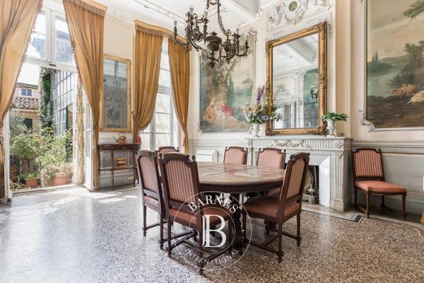 Limoux, Hôtel particulier  1 000 m² à vendre