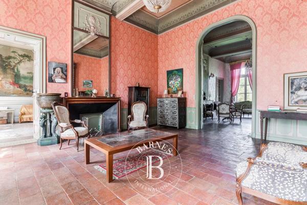 Limoux, Hôtel particulier  1 000 m² à vendre