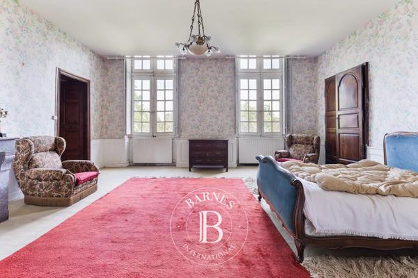 Limoux, Hôtel particulier  1 000 m² à vendre